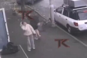 В центре Краснодара случайная прохожая без причины ударила по лицу 12-летнюю девочку