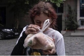 Рыться в помойках и дышать воздухом свободы. Сеть обходят истории успеха российских релокантов в Грузии