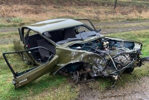 Безрассудная езда на ВАЗ 2107 без ремней безопасности