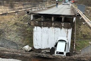 В Подмосковье обрушился автомобильный мост