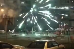 Школьники обстреляли прохожих фейерверками