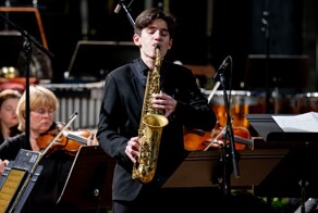 Подросток из России выиграл международный конкурс саксофонистов в Бельгии