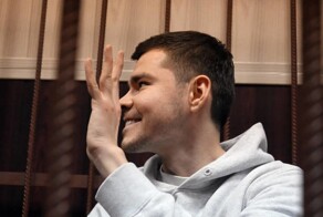 «Вхожу и говорю: вечер в хату». Инфобизнесмен Аяз Шабутдинов рассказал, каково ему приходится в СИЗО