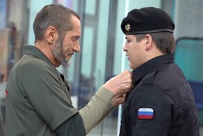 «Награждают Адама абсолютно по делу»: журналисты подсчитали, сколько медалей и орденов получил 15-летний сын Кадырова и удивились