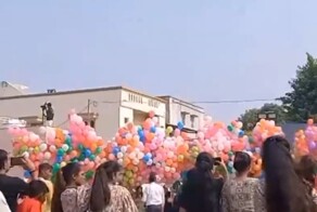 Взрыв воздушных шаров на празднике в Индии попал на видео