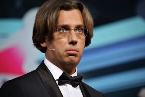 "Лучше поздно, но чем никогда": иноагентам могут запретить въезд в РФ