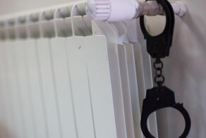 В Королёве женщина приковала мать к батарее и скрылась