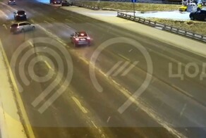 ЦОДД опубликовал подборку аварий на МКАДе за вчерашний день