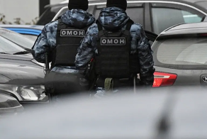 ОМОН зашел на  склад Wildberries и вручил сотрудникам повестки в военкомат