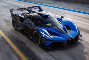Bugatti показала как выглядит салон гиперкара Bolide