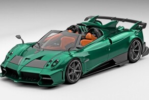 Pagani представила свой новый родстер - Imola