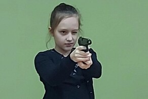 В Великом Новгороде четвероклассников научили пользоваться пистолетом Макарова