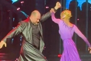 "Вынос бревна на сцену": москвичи получили бесплатные билеты на концерт Волочковой и остались очень недовольны