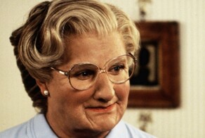 Режиссёр "Миссис Даутфайр" сохранил 600 км плёнки с импровизациями Робина Уильямса