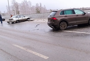 40 автомобилей попали в ДТП под Екатеринбургом