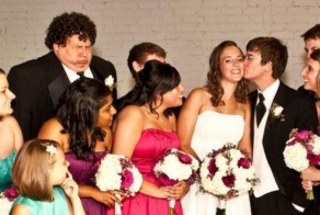 Свадебные фотобомбы (23 фото)