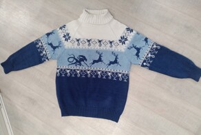 Традиционный праздничный пост про свитеры