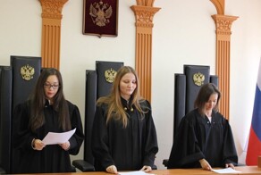 В российские суды запретили приходить пьяным и в спортивной одежде