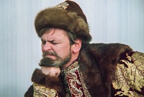 «Не позорились бы, клоуны»: на отечественном ТВ собрались показать ремейк легендарного фильма «Иван Васильевич меняет профессию»