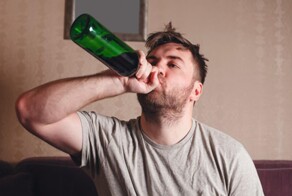 Учёные исследовали 300 тысяч человек и наконец-то рассказали, как правильно пить