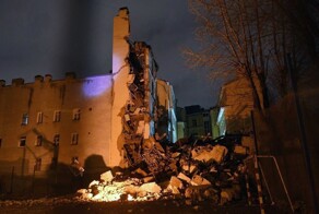 В центре Санкт-Петербурга обрушилась часть шестиэтажного дома
