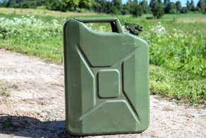 В Омской области ревнивый муж поджёг жену за то, что она вернулась домой под утро