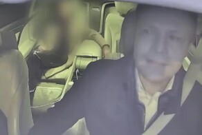 Пассажирка клеит водителя элитного такси