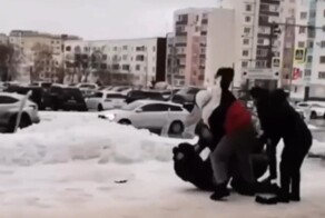 В Уфе толпа цыган избила мужчину, помешавшего им украсть телефон