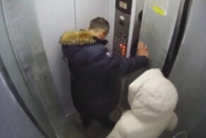 В Казани мужчина устроил файтинг с лифтом