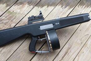 Автоматический дробовик АА-12