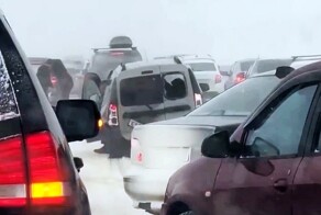 Около 30 автомобилей столкнулись на трассе М-4 в Тульской области