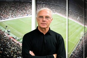 Умер чемпион мира 1974 года футболист Франц Беккенбауэр