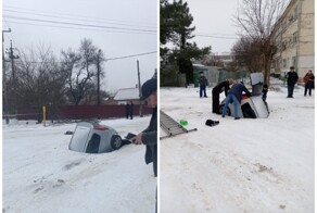 Женщина вместе с автомобилем ушла под землю