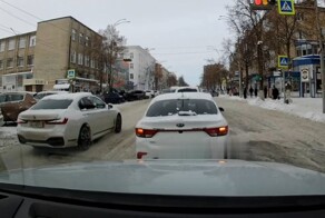 Для водителей BMW правил вообще не существует?