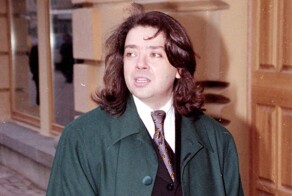 20+ известных людей, которые умерли в 2023 году