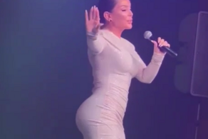 Жители Дагестана потребовали наказать местную певицу за слишком откровенный наряд