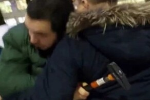 В Подмосковье автомобилист напал с молотком на мужчину, сделавшему замечание его жене