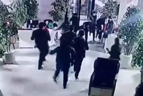 "Танцуют, но не все!": в махачкалинском кафе парни устроили поножовщину из-за девушки в хиджабе