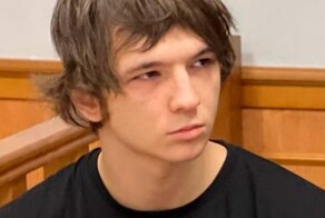 Вместо носков - портянки: рэпера, который на голой вечеринке надел только носок, отправят в армию