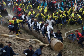 Оседлай бревно и попытайся не умереть