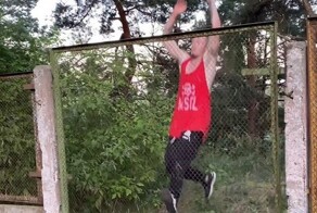 Как правильно перепрыгивать забор