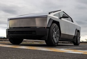 Tesla отзывает практически все проданные в США электромобили