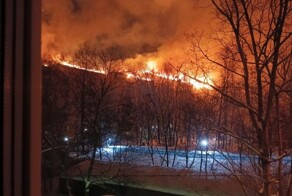 "Самый крупный пожар в жилом доме в новейшей истории Москвы": что известно о ЧП на ул. Черняховского