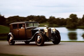 Раритетный 95-летний Rolls-Royce Phantom II превратили в электрокар