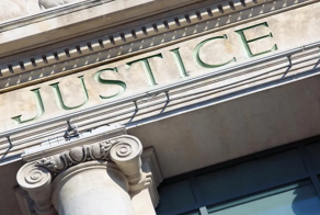 В США мужчина проиграл суд, и теперь не сможет препятствовать смене пола сына