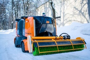 10 роботов-уборщиков "Пиксель" начали работать в парках Москвы⁠⁠