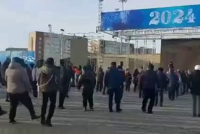 «От всего коллектива просим, остановите беспредел»: в Казахстане недовольных госслужащих заставляют делать утреннюю зарядку, а тех, кто сопротивляется, угрожают уволить