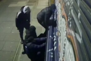 В Лондоне орудует дерзкая банда грабителей в масках
