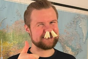 Датчанин установил мировой рекорд, засунув себе в нос 68 спичек