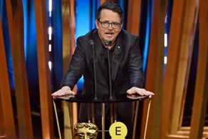 Майклу Джею Фоксу аплодировали стоя на церемонии вручения BAFTA